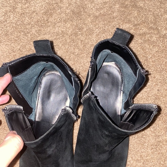 DOLCE VITA Booties - Picture 7 of 10